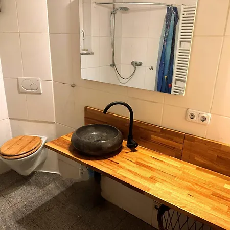 Luxuszelt Farm Privatzimmer Reni Gemeinschaftsbad Free WiFi Naturgarten